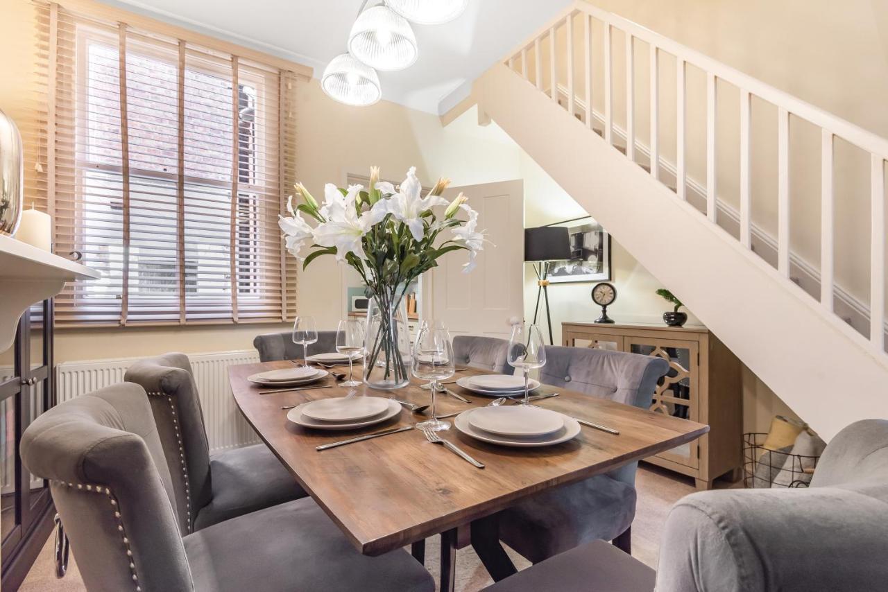 Chester City Centre Cottage, Sleeps 6 With Free Parking מראה חיצוני תמונה
